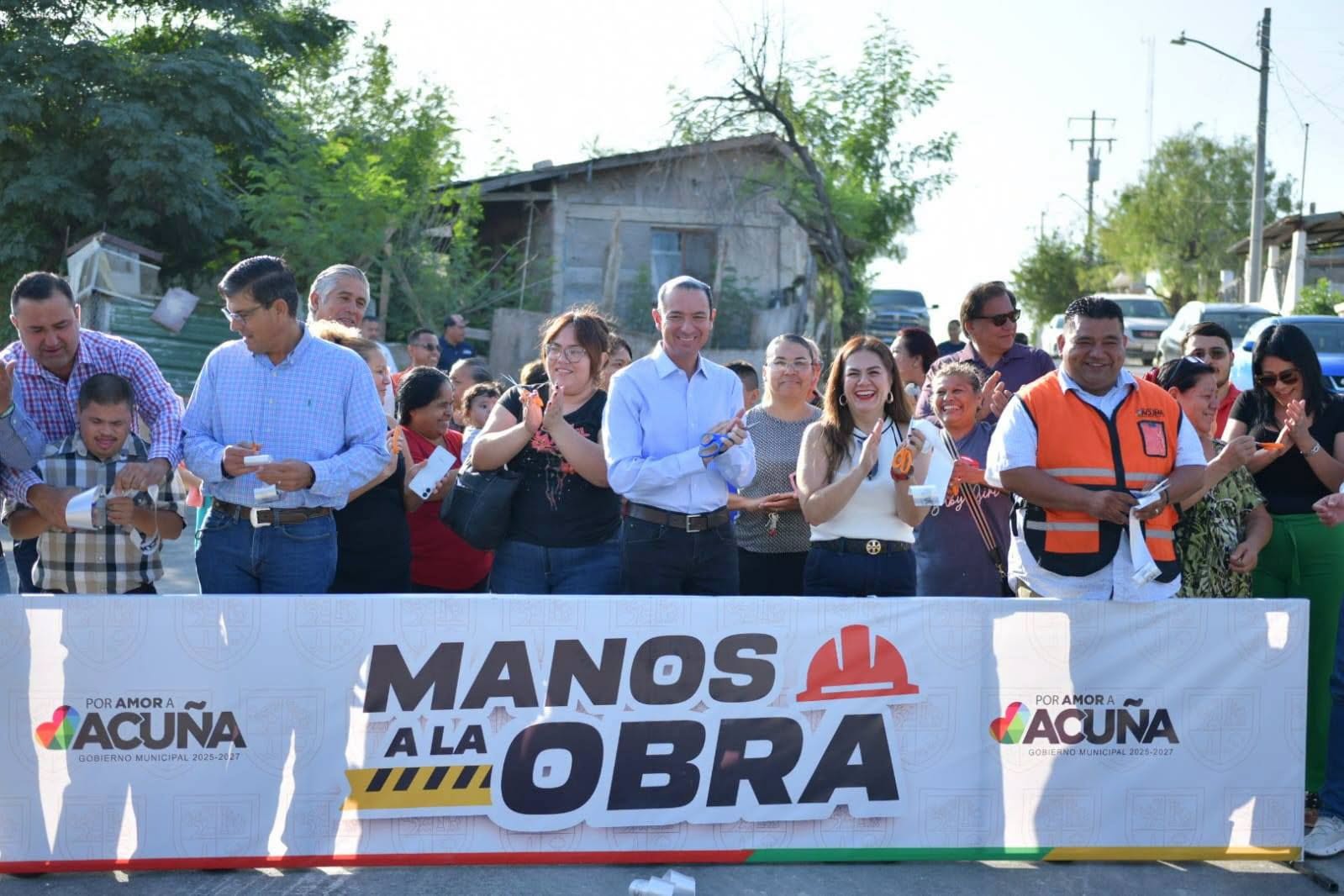 NUEVA ENTREGA DE PAVIMENTACIÓN BENEFICIA A FAMILIAS DE LA COLONIA EVARISTO PÉREZ ARREOLA