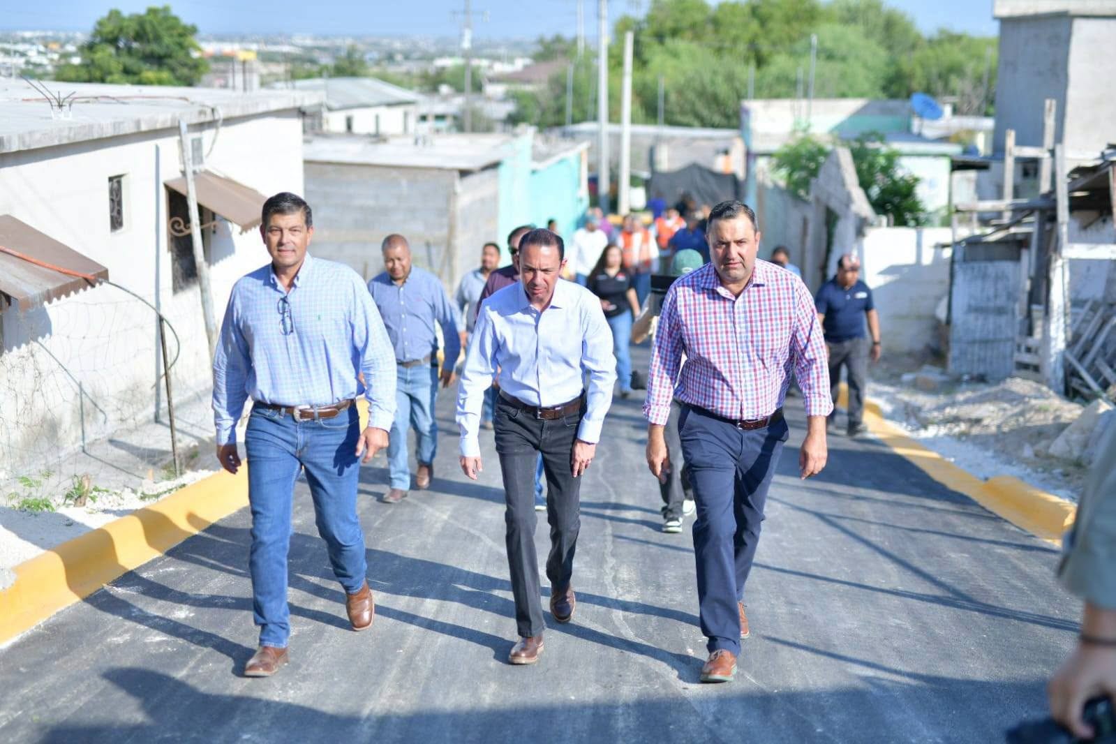NUEVA ENTREGA DE PAVIMENTACIÓN BENEFICIA A FAMILIAS DE LA COLONIA EVARISTO PÉREZ ARREOLA