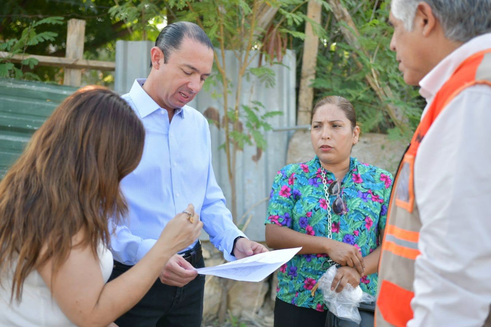 NUEVA ENTREGA DE PAVIMENTACIÓN BENEFICIA A FAMILIAS DE LA COLONIA EVARISTO PÉREZ ARREOLA