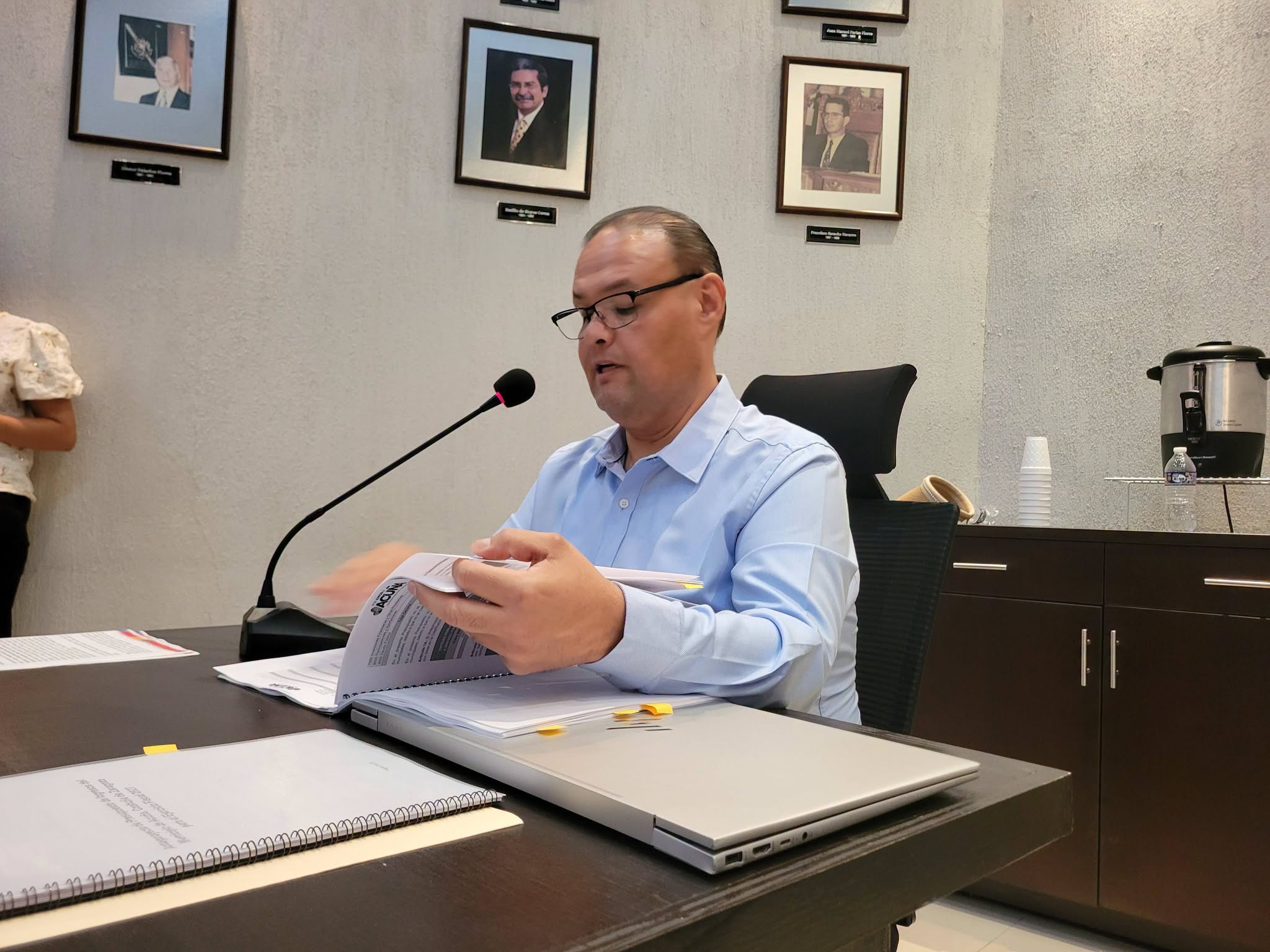 Presenta Tesorero proyecto de Ingresos y Egresos