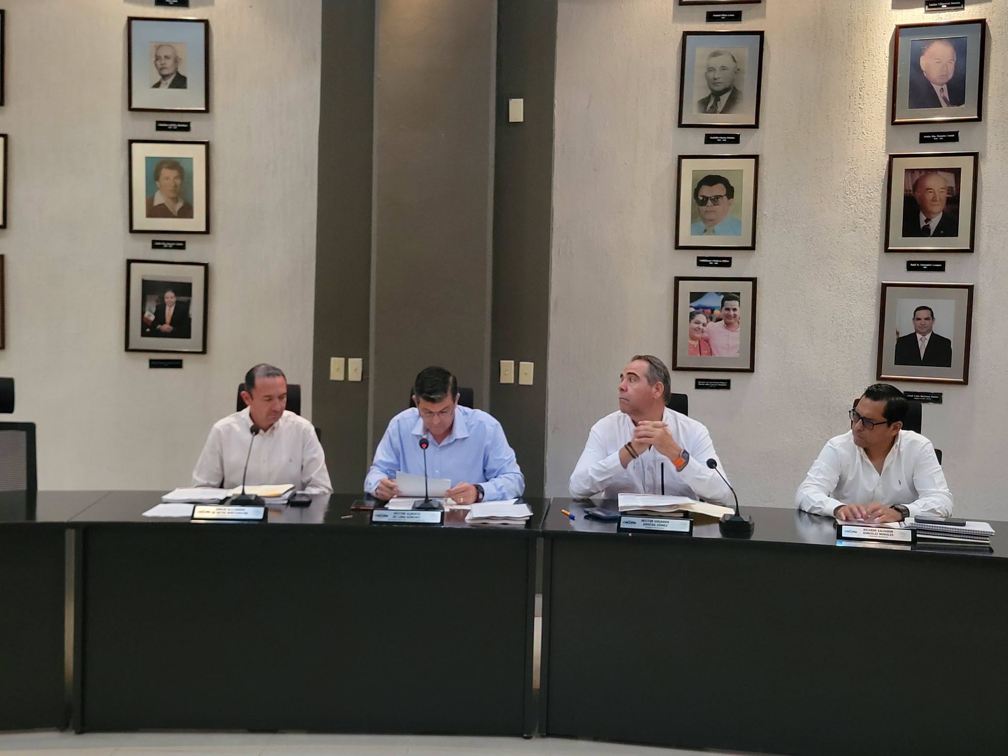 Presenta Tesorero proyecto de Ingresos y Egresos
