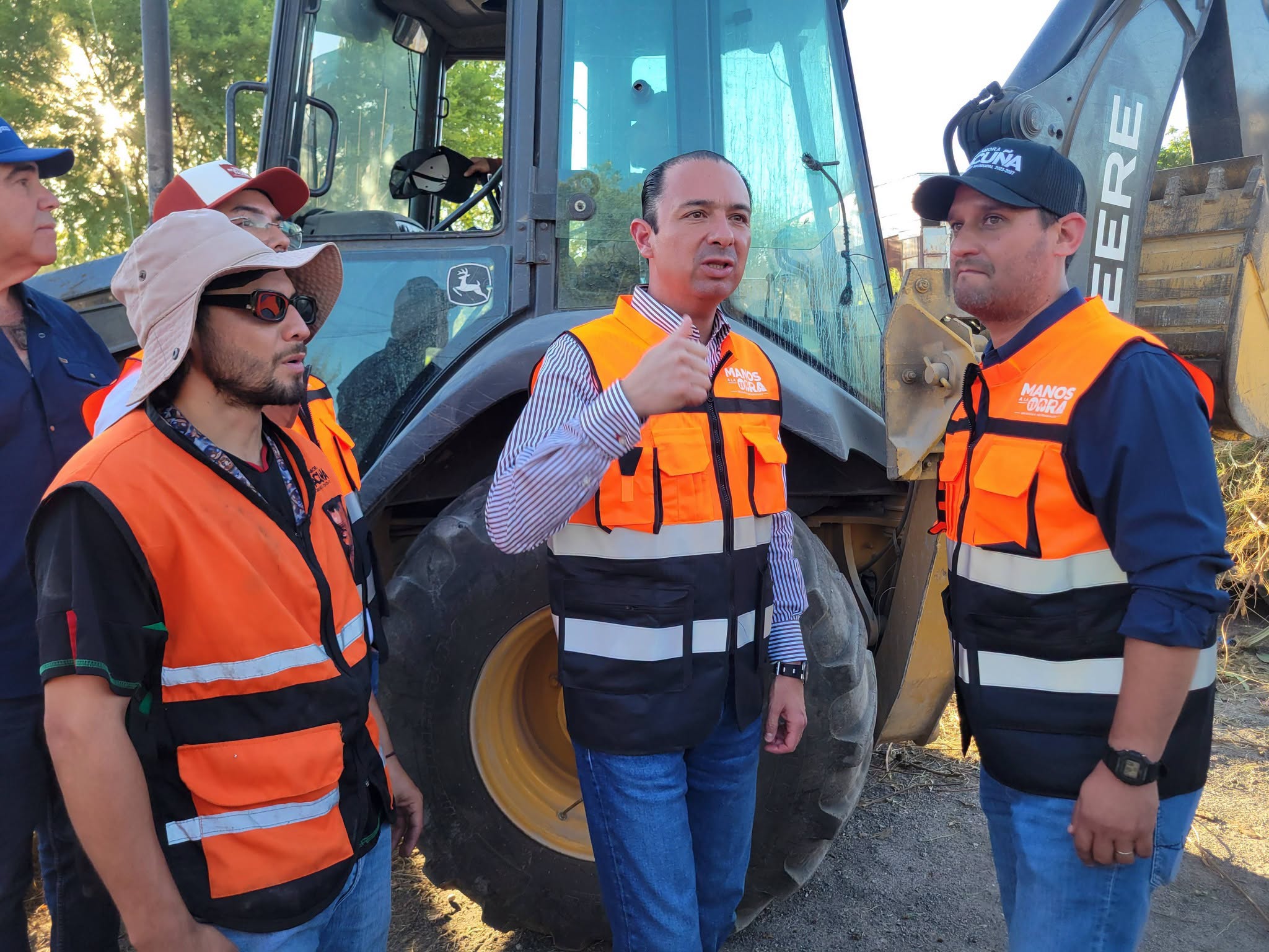 Preside Emilio Manos a la Obra en Infonavit