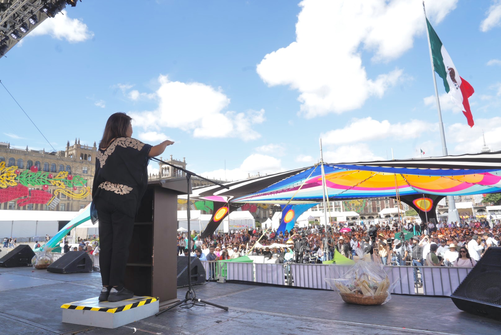 AGRICULTURA celebra el Día Nacional del Maíz con la Gran Elotiza Nacional en el Zócalo capitalino