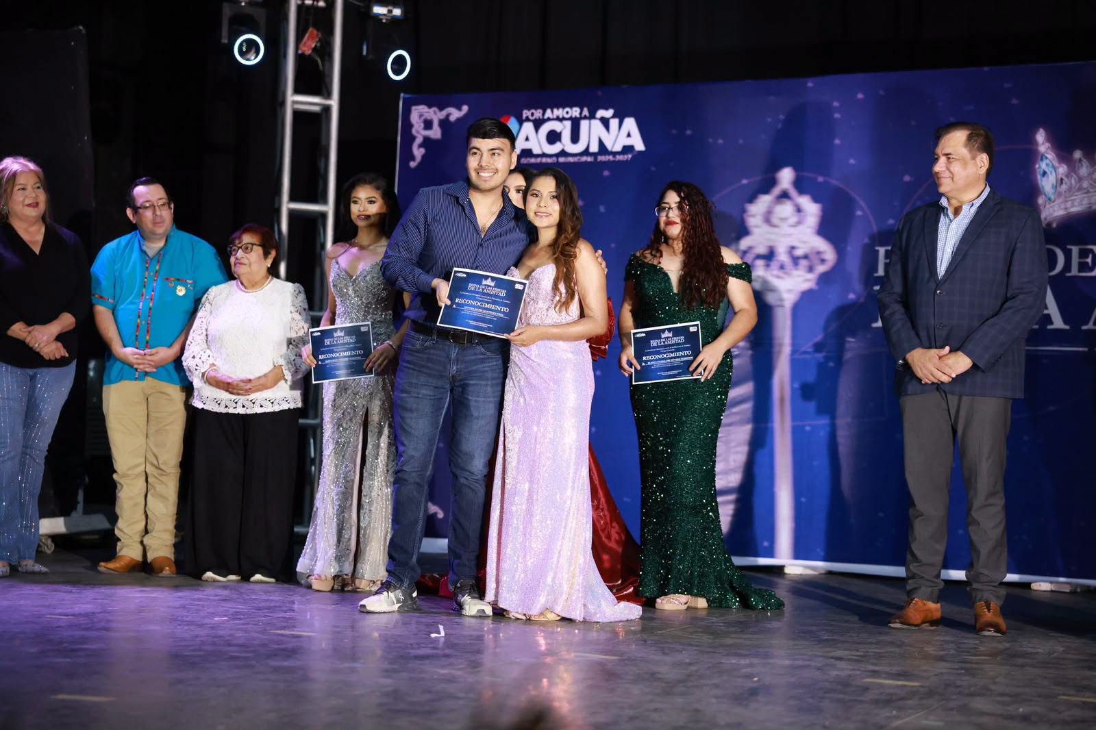 BRILLA EL TALENTO Y LA ELEGANCIA EN EL CERTAMEN DE LA REINA DE LAS FIESTAS DE LA AMISTAD 2026