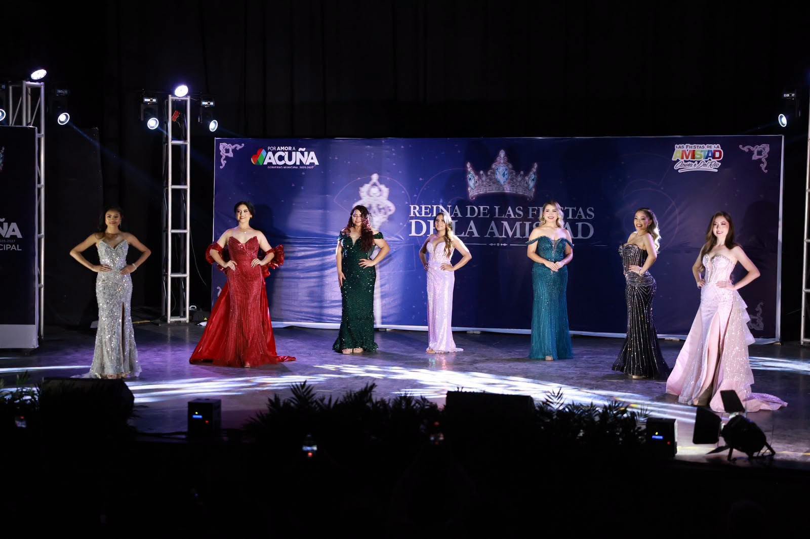 BRILLA EL TALENTO Y LA ELEGANCIA EN EL CERTAMEN DE LA REINA DE LAS FIESTAS DE LA AMISTAD 2026
