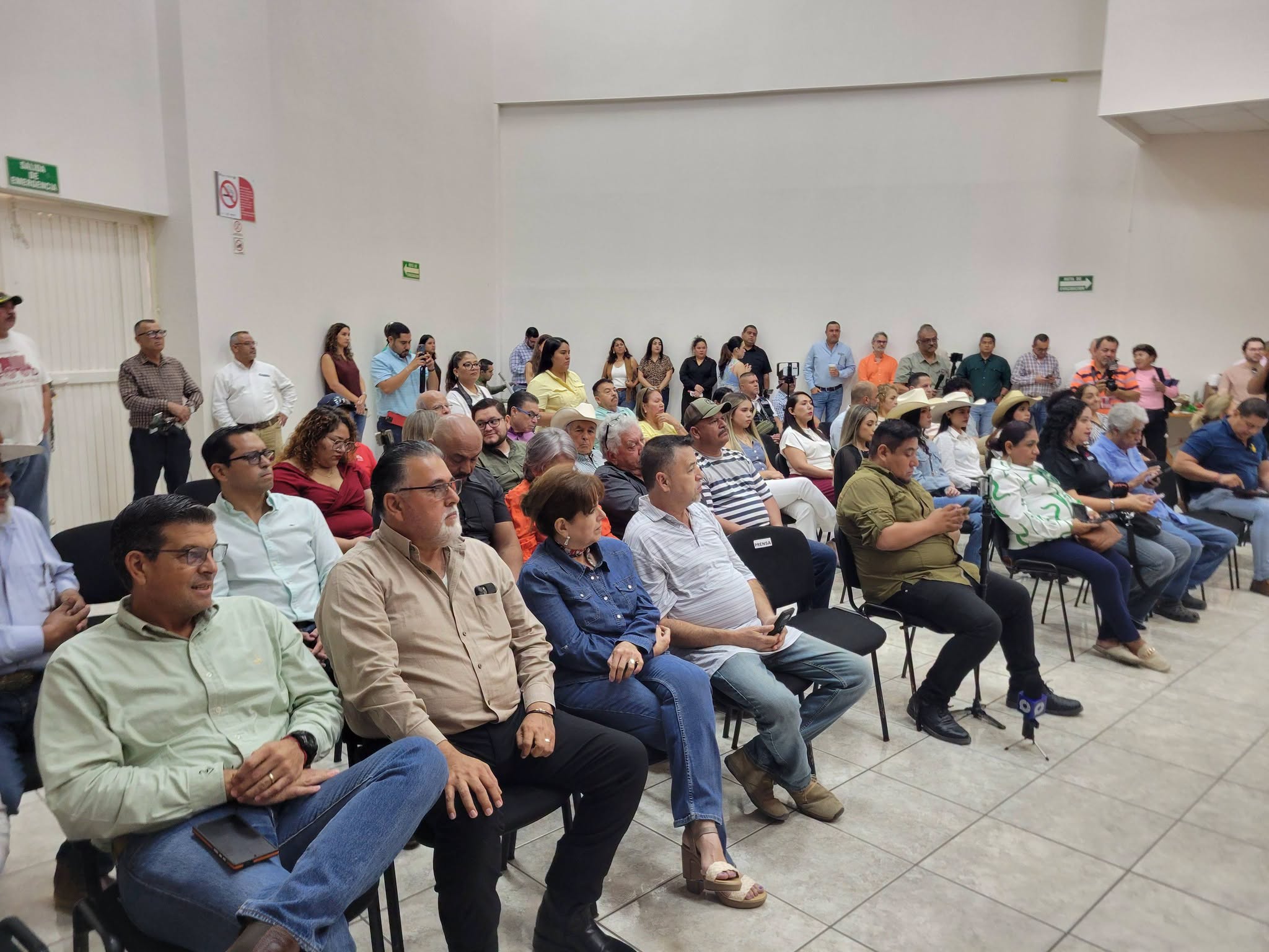 Da la bienvenida el alcalde Emilio de Hoyos a la Secretaria de Turismo, Cristina Amezcua