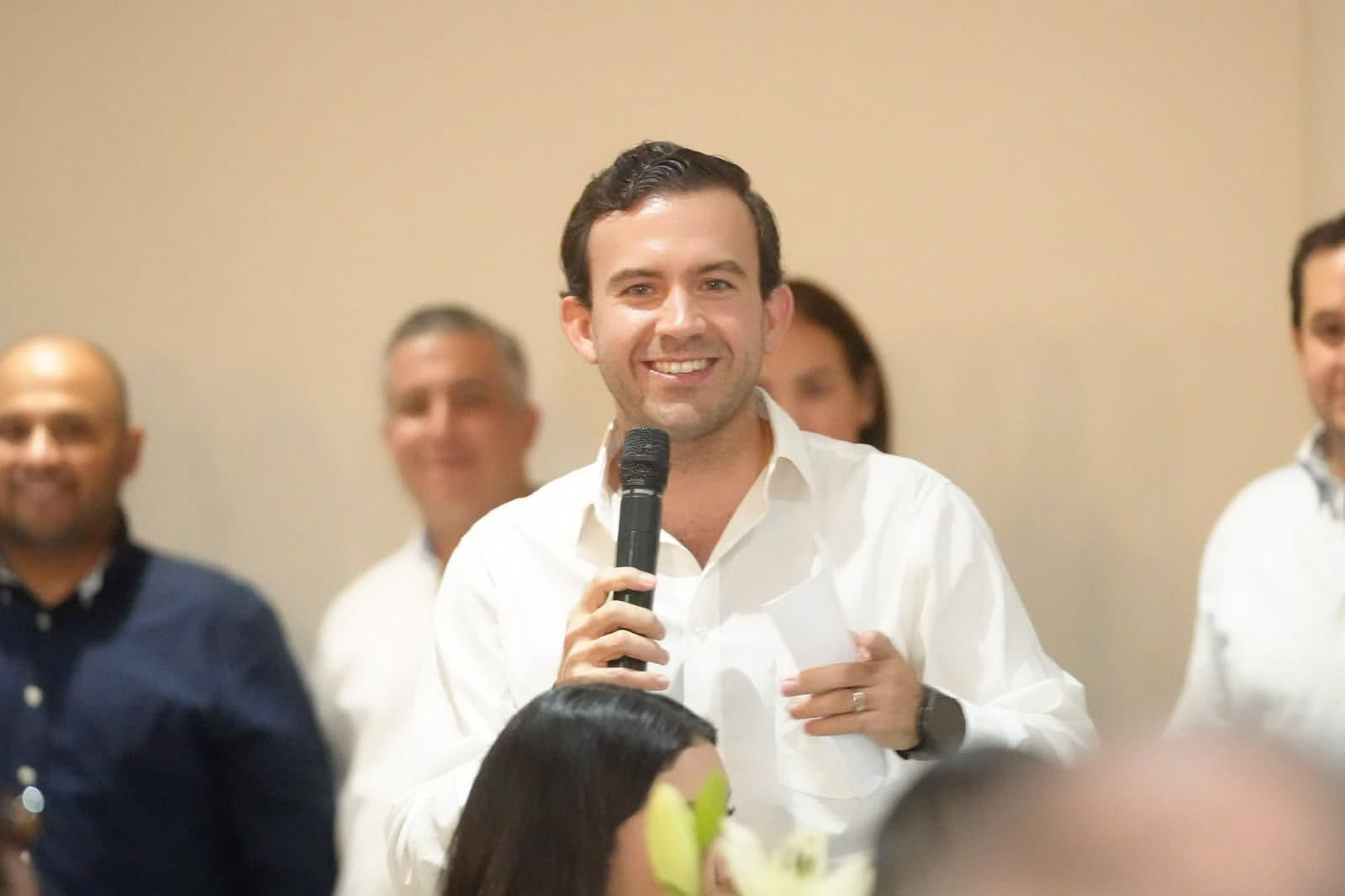 GABRIEL ELIZONDO ESCUCHA A LOS SECTORES DE COAHUILA PARA FORTALECER SU AGENDA LEGISLATIVA