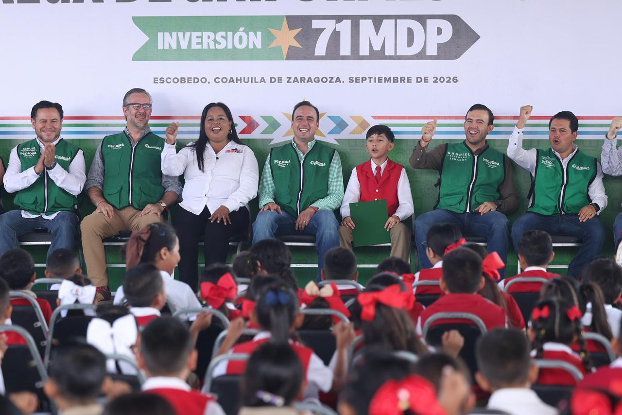 INICIA MANOLO ENTREGA DE UNIFORMES Y TENIS GRATIS EN LAS ESCUELAS RURALES