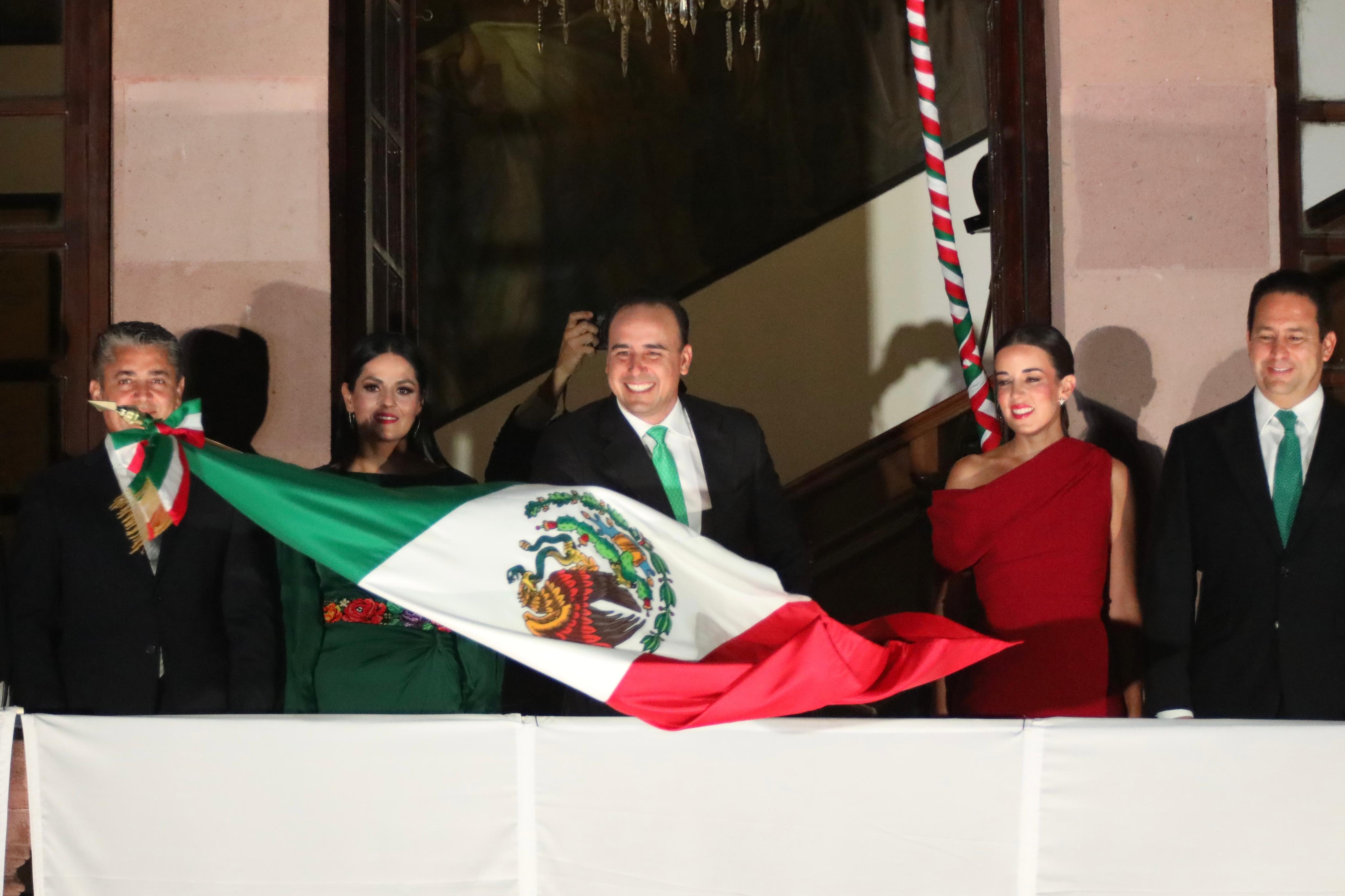 INVITA MANOLO A CIUDADANOS A VIVIR EN PALACIO EL GRITO DE INDEPENDENCIA