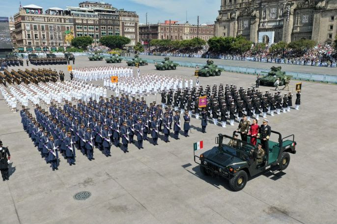 MÉXICO NO SERÁ COLONIA NI PROTECTORADO DE NADIE; NO SE DOBLEGA, NO SE ARRODILLA Y NUNCA SE VENDE