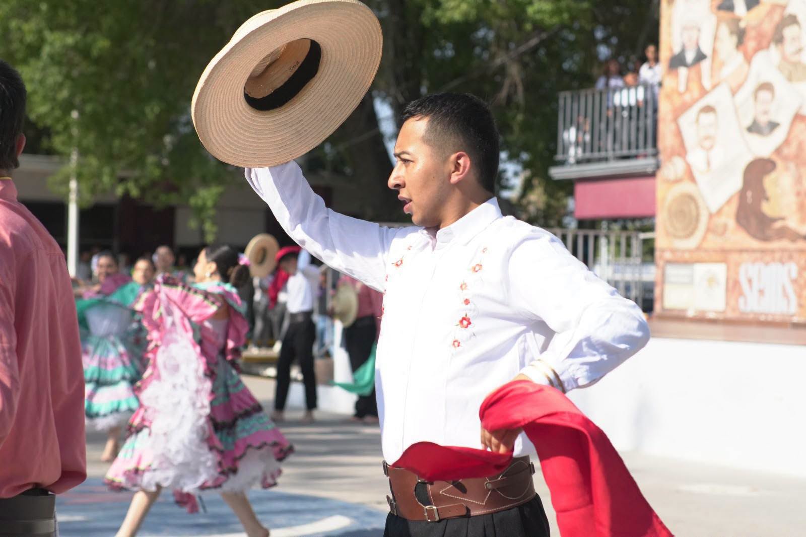 PLANTAN ÁRBOL POR LA PAZ 2026 EN EL MARCO DEL FESTIVAL INTERNACIONAL DEL FOLKLOR ACUÑA 2026