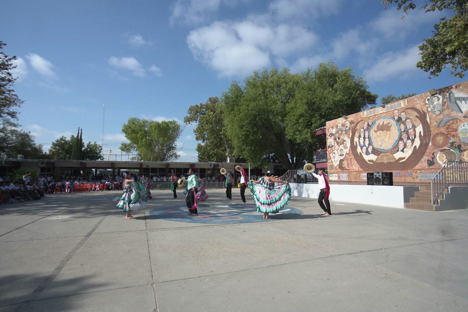 PLANTAN ÁRBOL POR LA PAZ 2026 EN EL MARCO DEL FESTIVAL INTERNACIONAL DEL FOLKLOR ACUÑA 2026