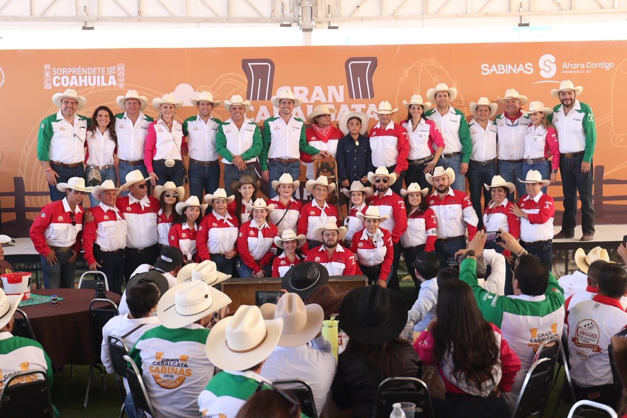 SE CONSOLIDA LA GRAN CABALGATA DE SABINAS COMO LA MEJOR DE MÉXICO: MANOLO