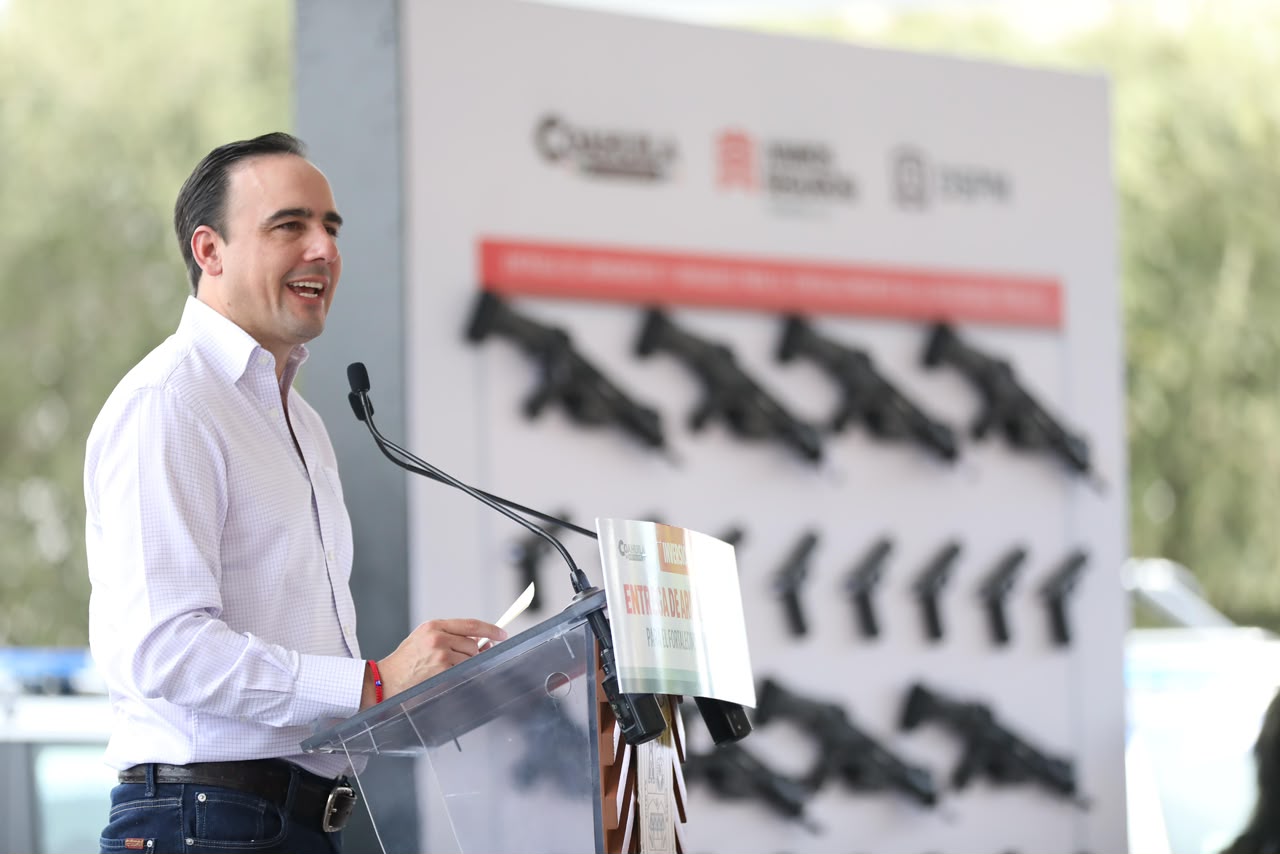 SEGUIMOS TRABAJANDO POR LO MÁS IMPORTANTE, LA SEGURIDAD DE LAS Y LOS COAHUILENSES: MANOLO