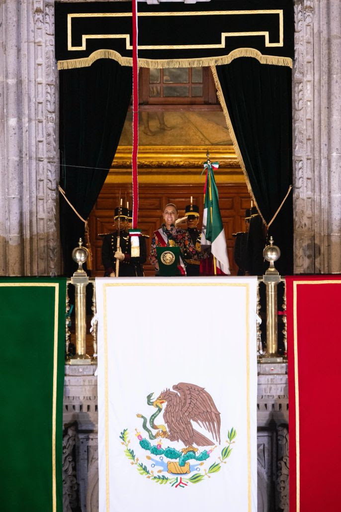 ¡VIVA MÉXICO LIBRE, INDEPENDIENTE Y SOBERANO!